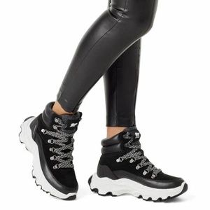 Sorel WOMEN'S KINETIC™ BREAKTHRU CONQUEST SNEAKER BOOT